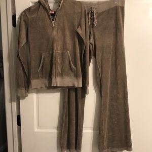 Juicy Couture Y2K Style terry cloth zip up and pants, size XL